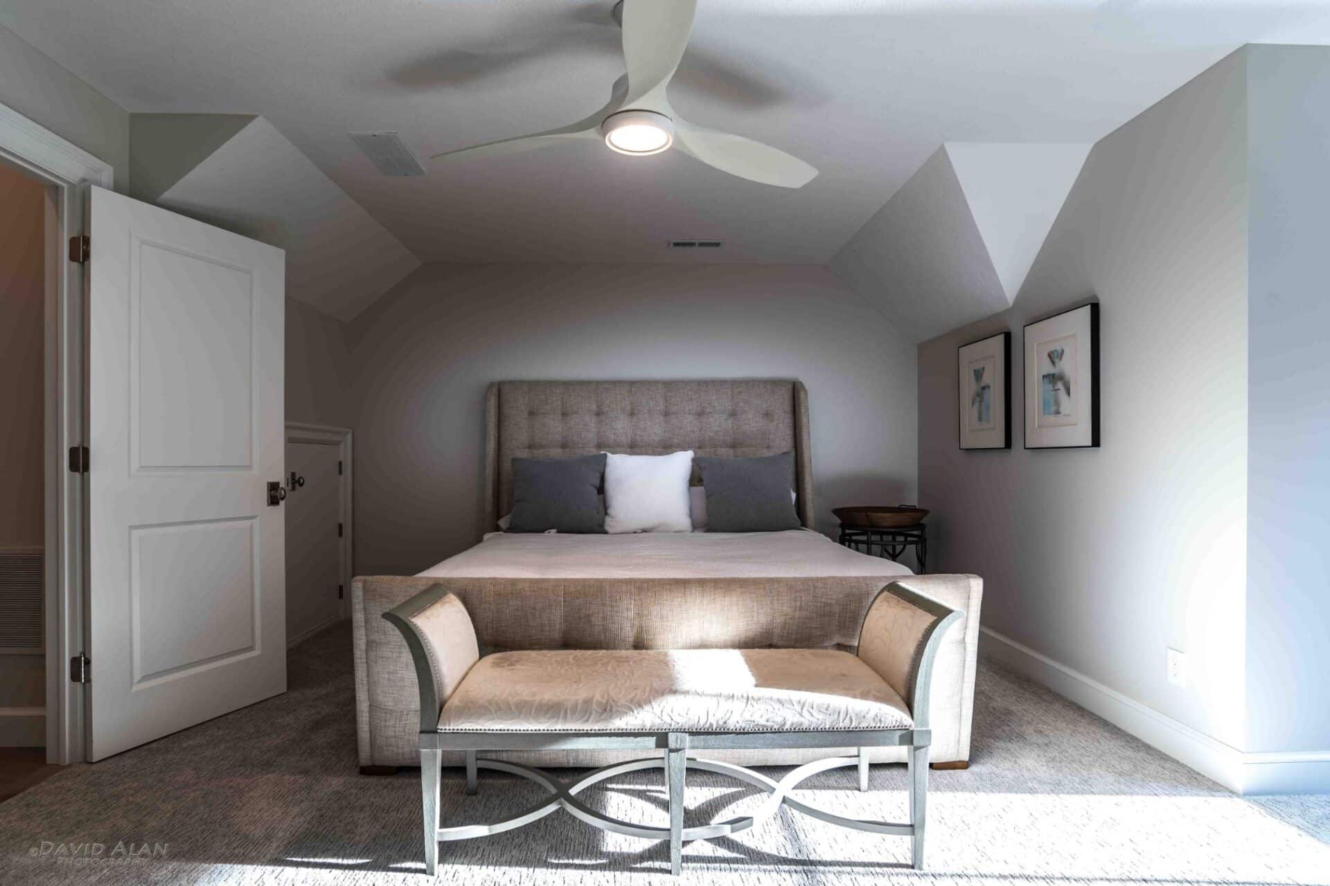 gate mills res Bedroom